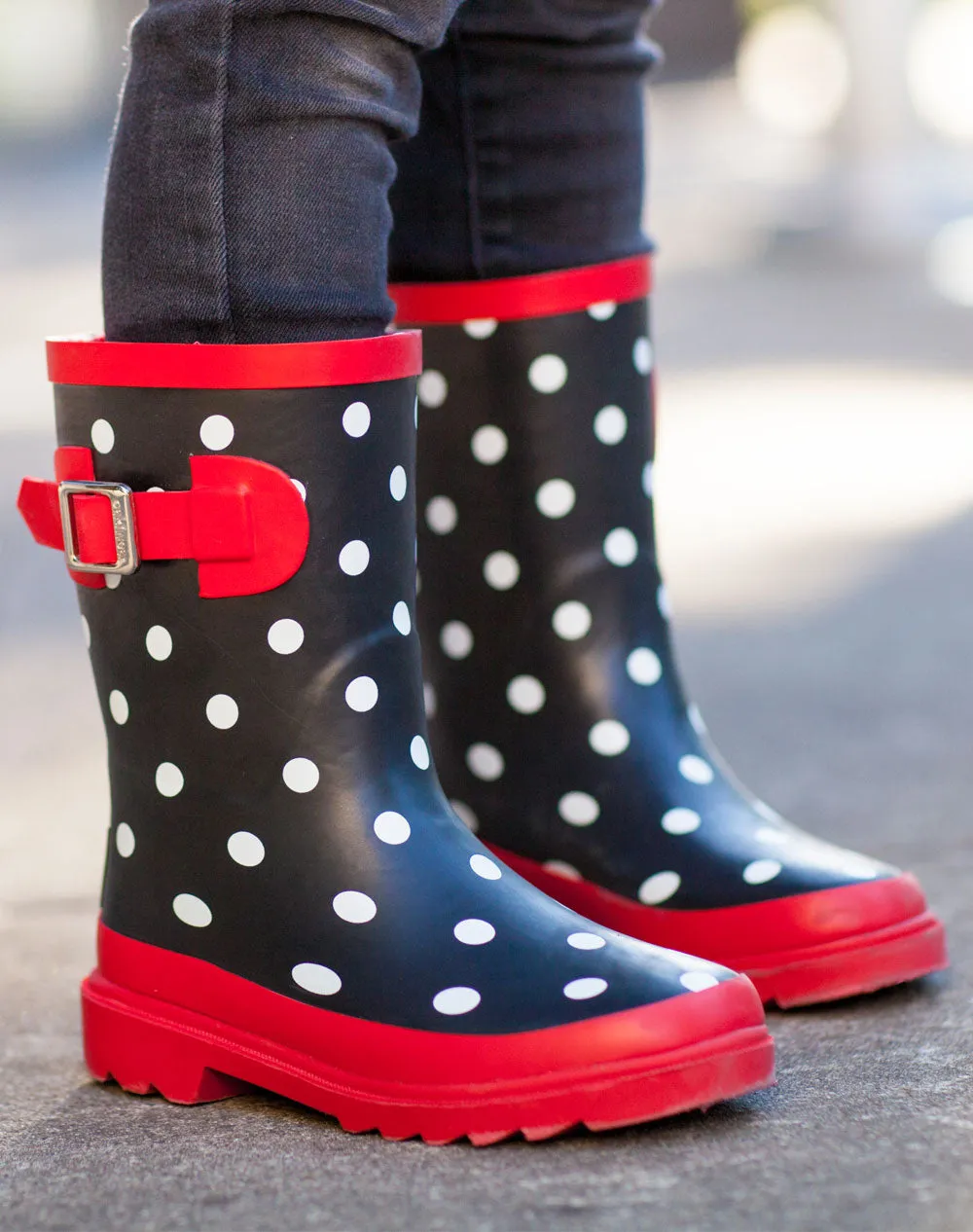 KID’S BUCKLE RUBBER RAIN BOOTS BLACK, WHITE & RED POLKA DOT